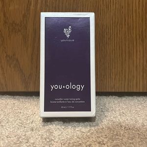 Younique Cucumber Water Toning Spritz- New in box